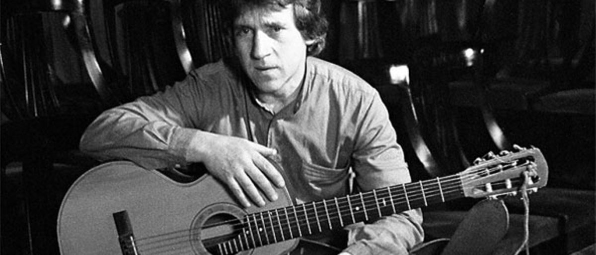 25 января родился Владимир Семёнович Высоцкий.(1938 —1980) поэт. исполнитель актёр